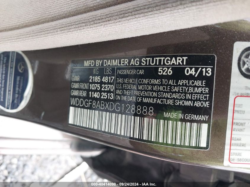 2013 Mercedes-Benz C 300 Luxury 4Matic/Sport 4Matic VIN: WDDGF8ABXDG128888 Lot: 40414098