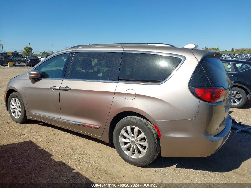 2017 Chrysler Pacifica Touring-L VIN: 2C4RC1BGXHR539905 Lot: 40414118