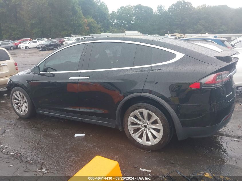 2017 Tesla Model X VIN: 5YJXCDE26HF044556 Lot: 40414430