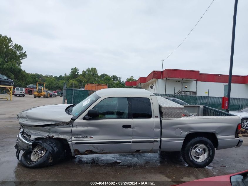 3B7HF13Z4YG117301 2000 Dodge Ram 1500 St