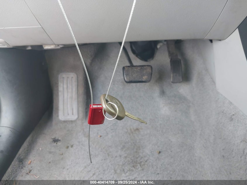 2T3KF4DV9AW034407 2010 Toyota Rav4