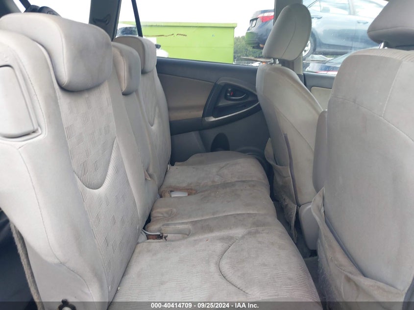 2T3KF4DV9AW034407 2010 Toyota Rav4