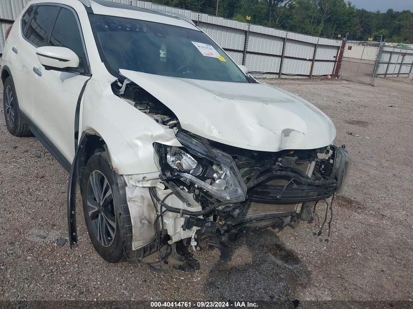 2020 NISSAN ROGUE SV FWD - 5N1AT2MTXLC742738