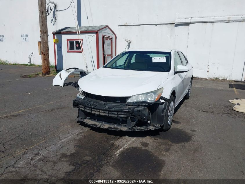 4T4BF1FK2FR460074 2015 Toyota Camry Le