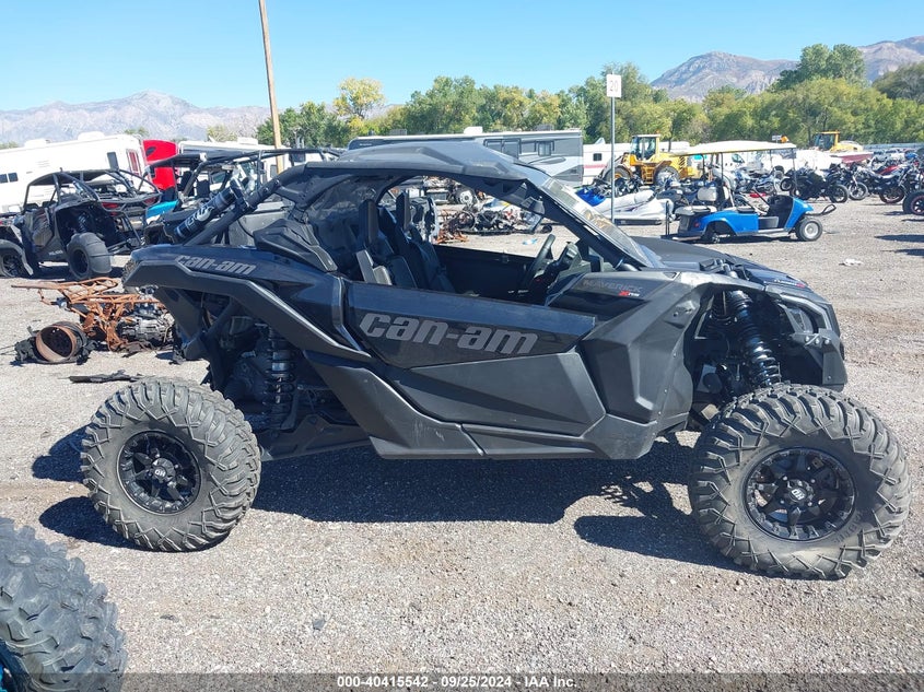 VIN 3JBVXAW42KK001151 2019 CAN-AM MAVERICK X3 X RS TURBO R