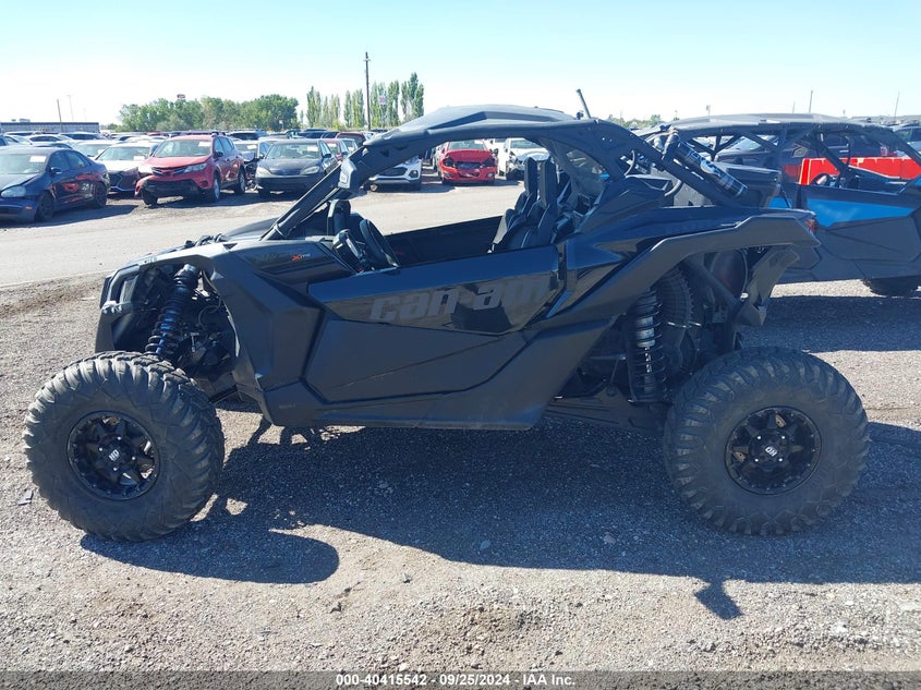 VIN 3JBVXAW42KK001151 2019 CAN-AM MAVERICK X3 X RS TURBO R