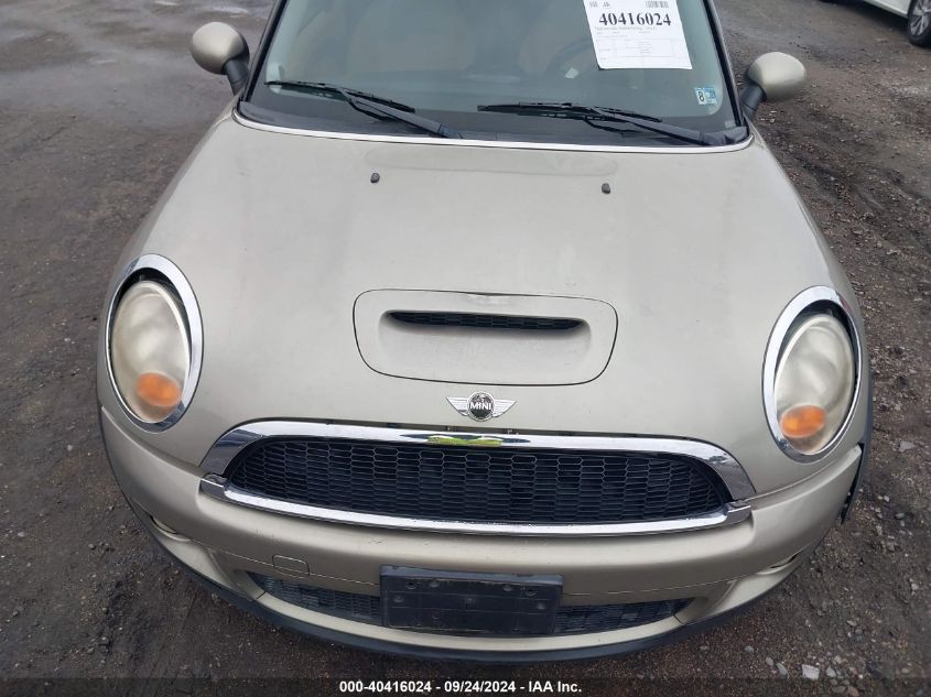 2010 Mini Cooper S Clubman VIN: WMWMM3C57ATZ32935 Lot: 40416024