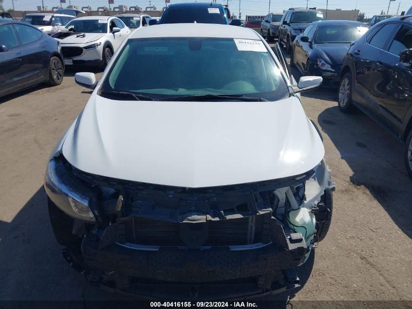 1G1ZD5STXJF103241 2018 Chevrolet Malibu Lt