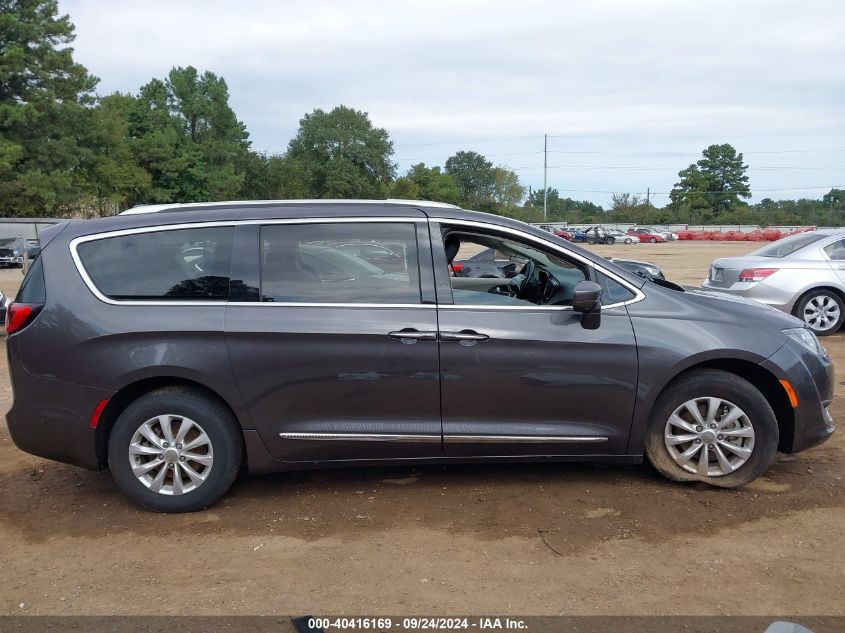 2019 Chrysler Pacifica Touring L VIN: 2C4RC1BG5KR589683 Lot: 40416169