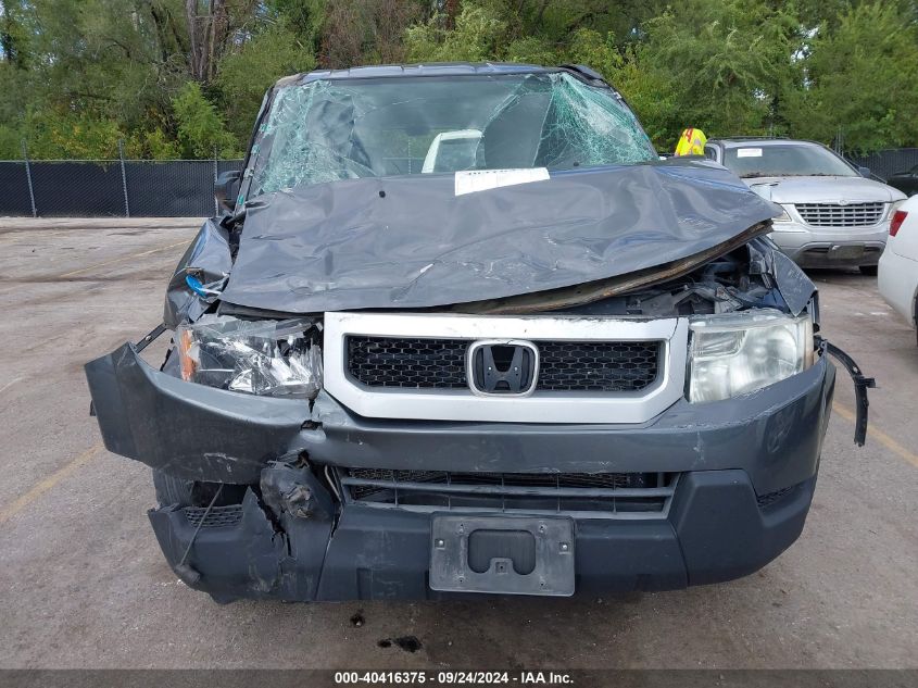 5J6YH2H33BL006778 2011 Honda Element Lx