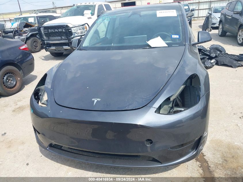 2024 Tesla Model Y VIN: 7SAYGDED3RA304830 Lot: 40416934