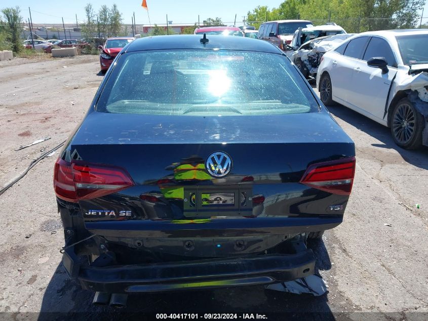 3VWDB7AJ4JM236285 2018 Volkswagen Jetta Se/Wolfsburg