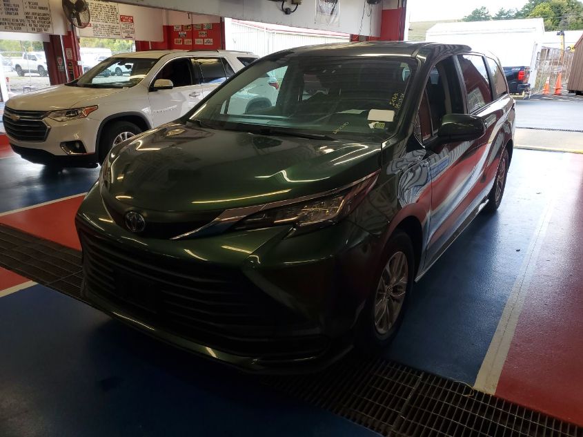 2022 Toyota Sienna Le VIN: 5TDKRKEC5NS087959 Lot: 40417546