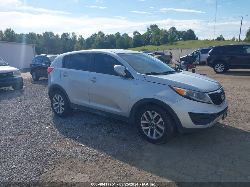 VIN KNDPBCAC0F7758181 2015 KIA Sportage, LX no.1