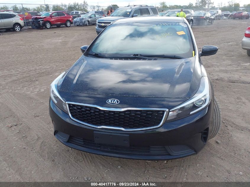 2017 Kia Forte Lx VIN: 3KPFK4A73HE135886 Lot: 40417776