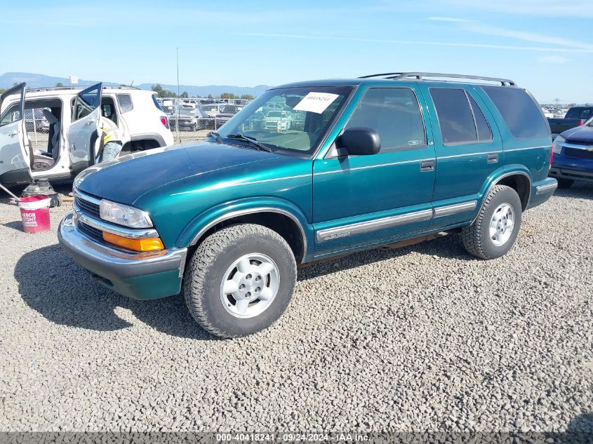 1998 Chevrolet Blazer Ls VIN: 1GNDT13W0W2261132 Lot: 40418241