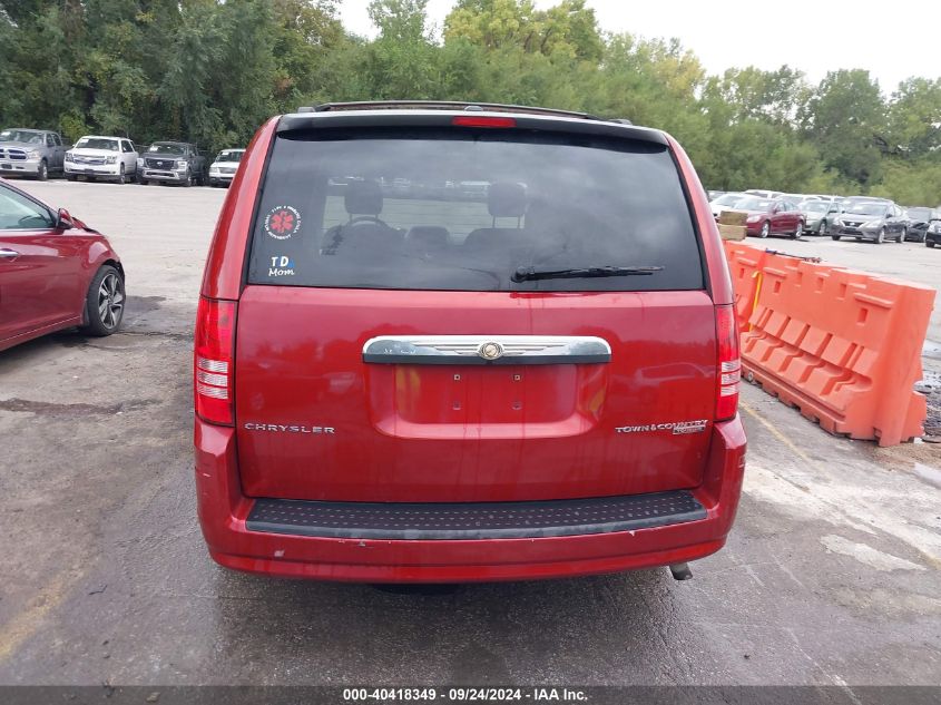 2A4RR5D10AR136241 2010 Chrysler Town & Country Touring