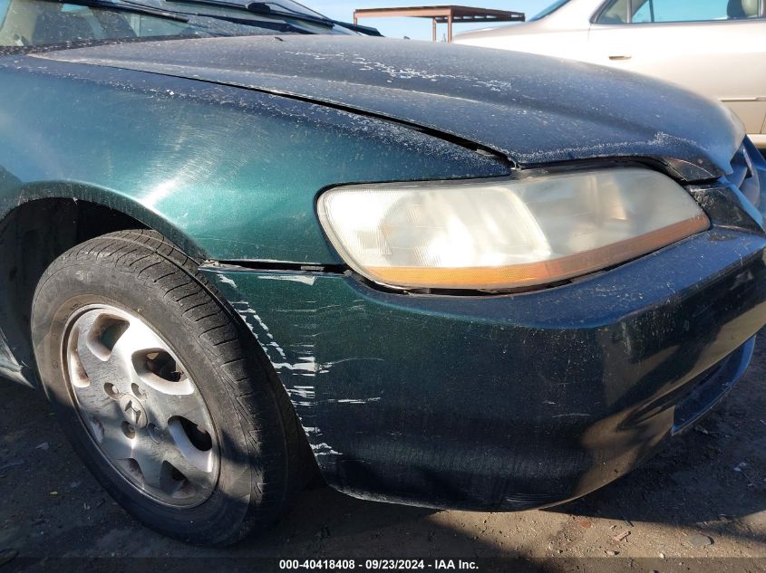 2000 Honda Accord 2.3 Ex VIN: 1HGCG3279YA034773 Lot: 40418408