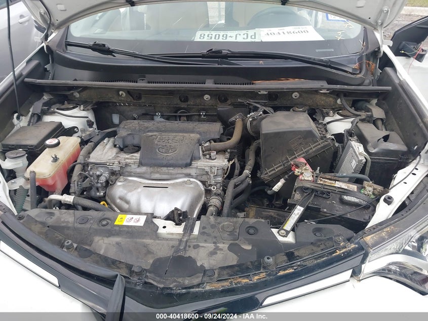 2018 TOYOTA RAV4 XLE VIN: JTMWFREV6JJ723834