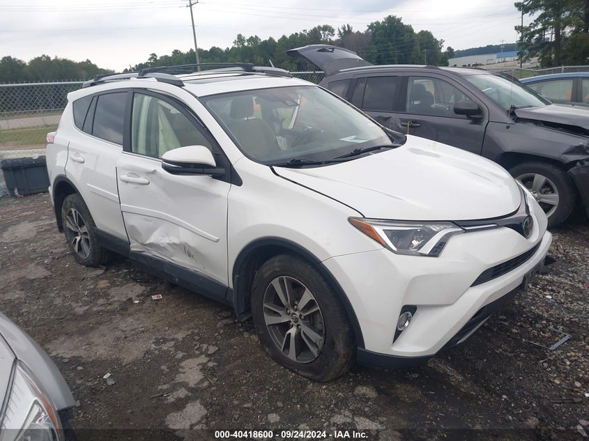 2018 TOYOTA RAV4 XLE VIN: JTMWFREV6JJ723834