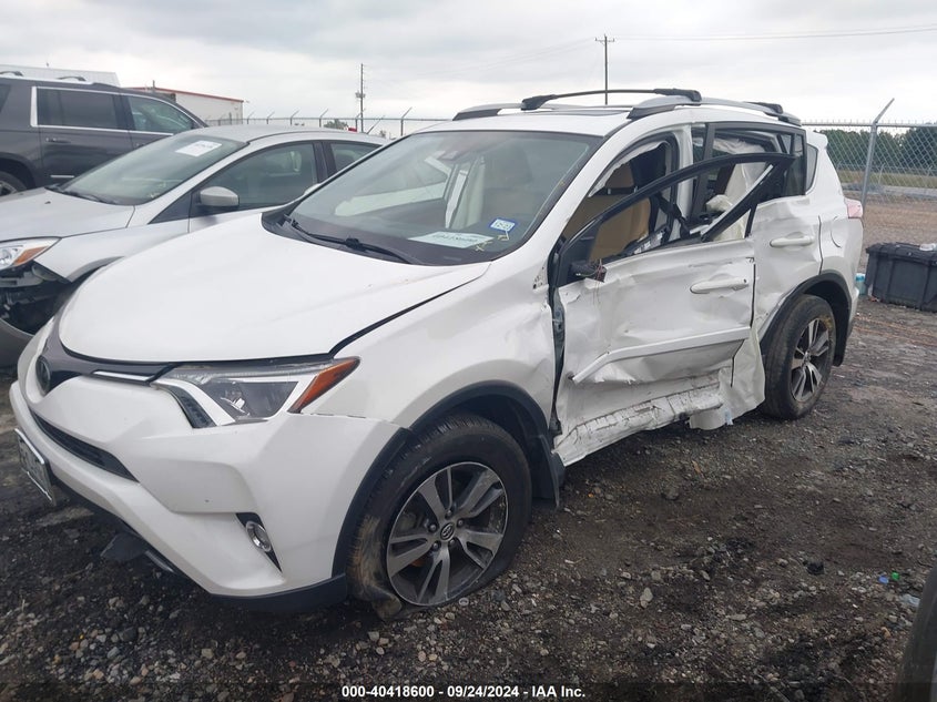 2018 TOYOTA RAV4 XLE VIN: JTMWFREV6JJ723834