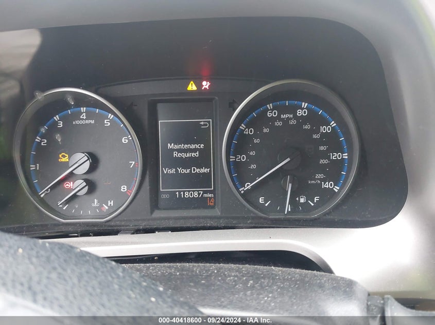 2018 TOYOTA RAV4 XLE VIN: JTMWFREV6JJ723834