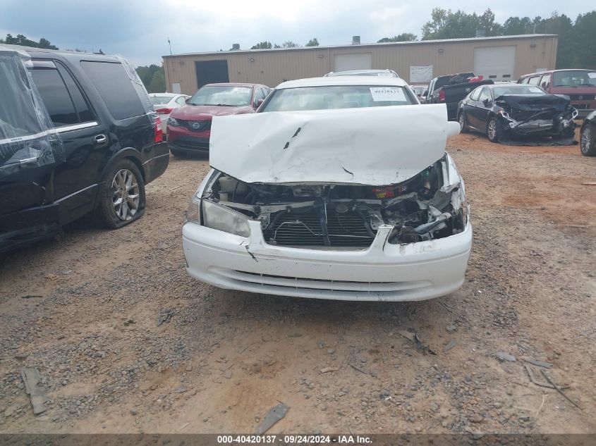 2000 Toyota Camry Ce/Le/Xle VIN: 4T1BG22K7YU715825 Lot: 40420137