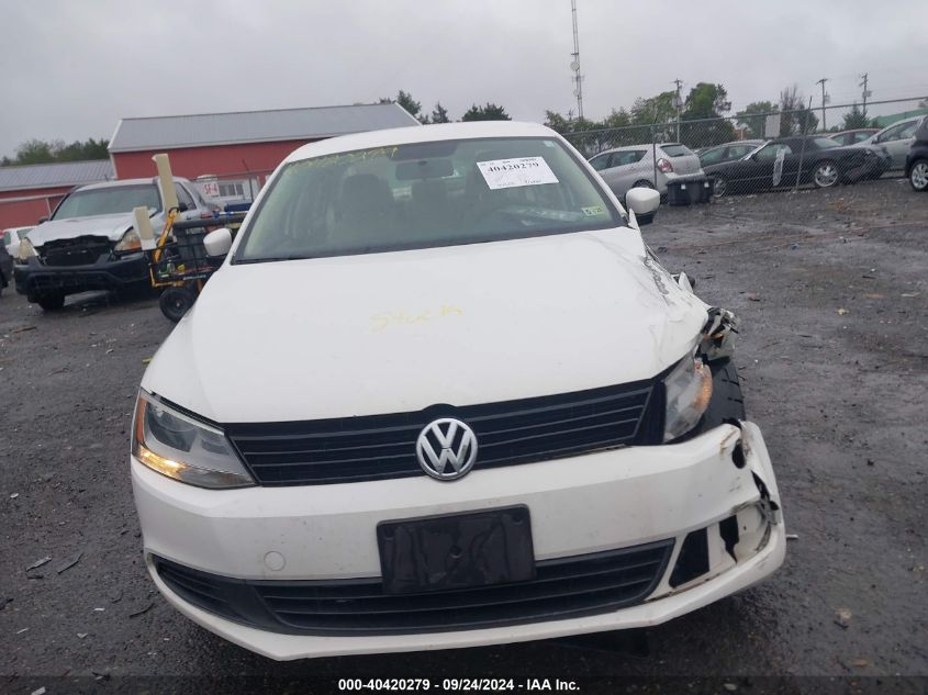 3VWDX7AJ7CM111012 2012 Volkswagen Jetta 2.5L Se