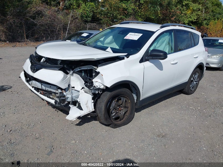 VIN 2T3BFREV2HW657468 2017 TOYOTA RAV4 LE