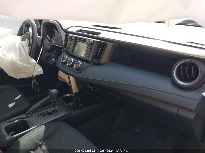 VIN 2T3BFREV2HW657468 2017 TOYOTA RAV4 LE
