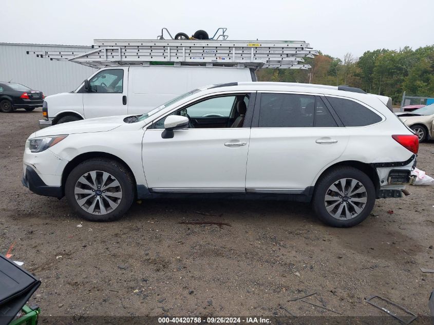 4S4BSATC8J3356464 2018 Subaru Outback 2.5I Touring