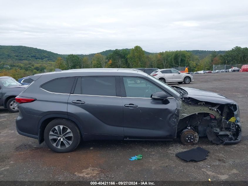 2022 Toyota Highlander Xle VIN: 5TDGZRBH2NS258052 Lot: 40421166