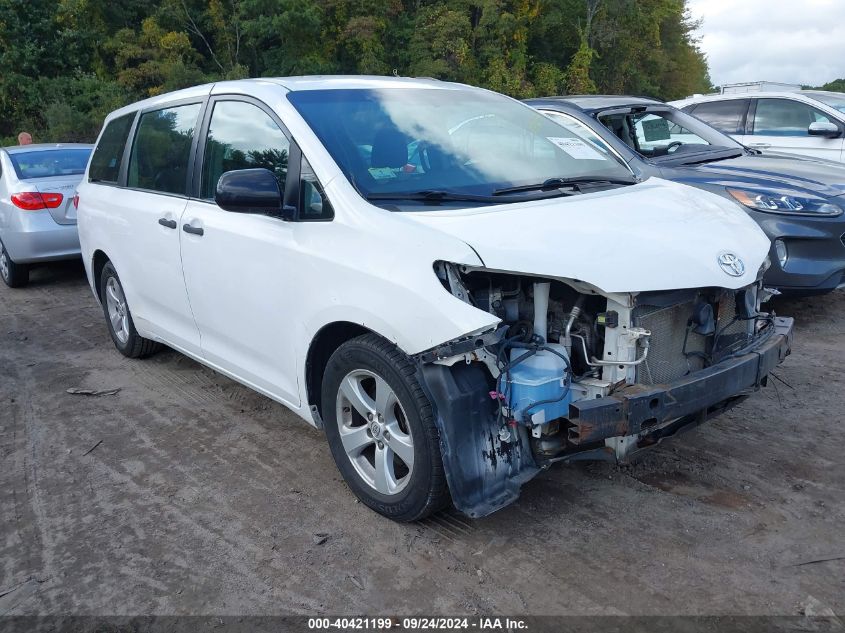 5TDZK3DC2FS660571 2015 TOYOTA SIENNA - Image 1