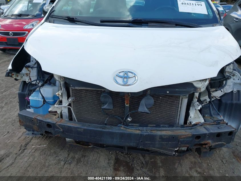 5TDZK3DC2FS660571 2015 Toyota Sienna L 7 Passenger