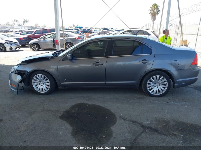 3FADP0L34AR310372 2010 FORD FUSION photo no. 15