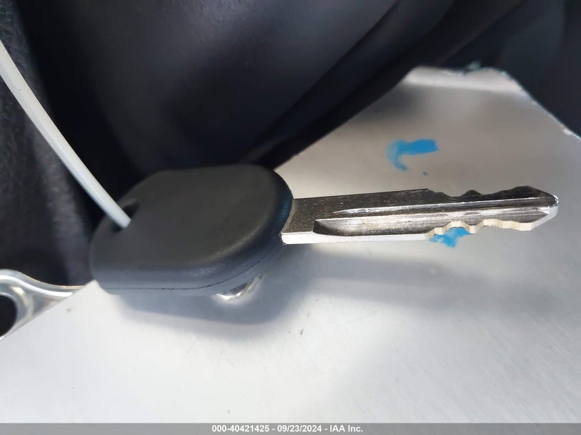 3FADP0L34AR310372 2010 FORD FUSION photo no. 11