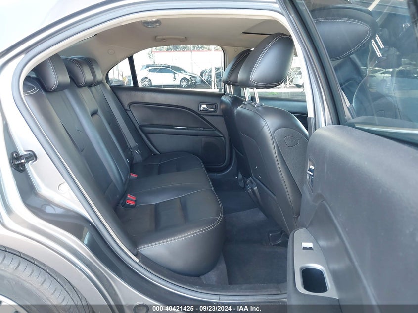 3FADP0L34AR310372 2010 FORD FUSION photo no. 8