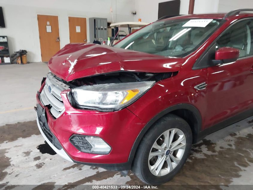 1FMCU9G95JUC41648 2018 Ford Escape Se