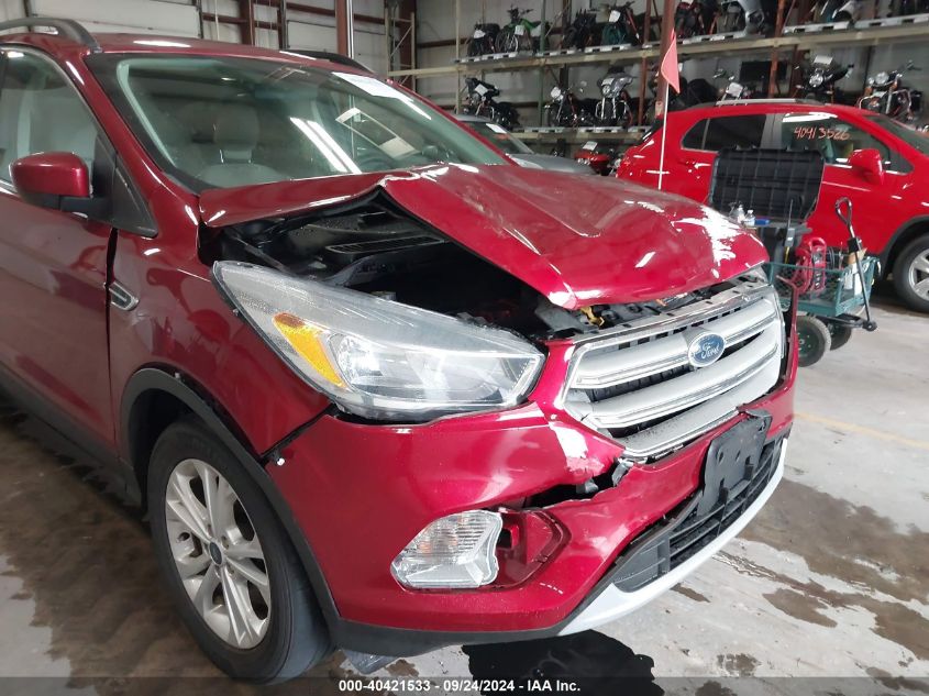 1FMCU9G95JUC41648 2018 Ford Escape Se