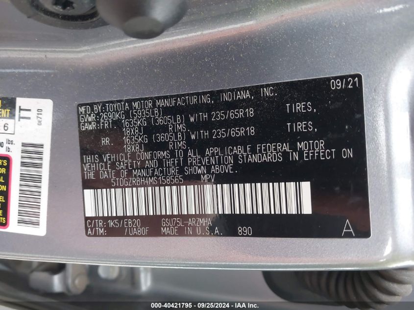 5TDGZRBH4MS158565 2021 Toyota Highlander Xle