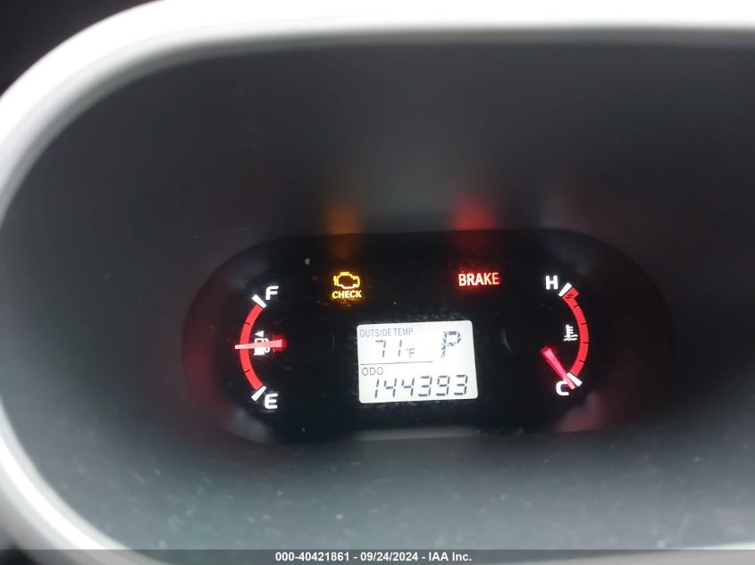 2T1KE4EE8AC037925 2010 Toyota Matrix S