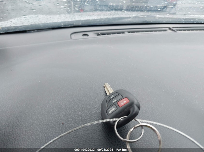 2014 TOYOTA COROLLA LE - 2T1BURHE0EC077059