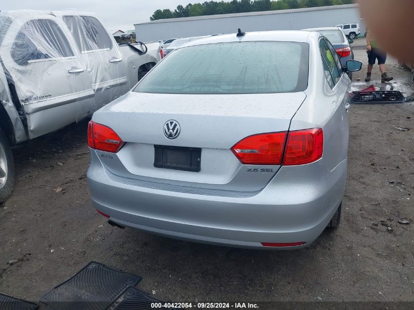 3VWLX7AJ8CM304765 2012 Volkswagen Jetta 2.5L Sel