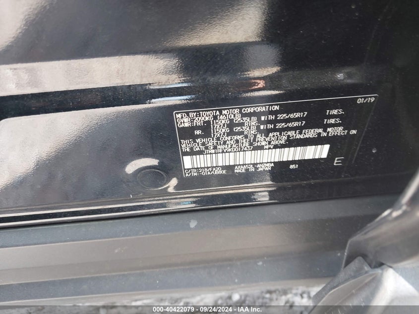 VIN JTMW1RFV9KD017437 2019 TOYOTA RAV4 XLE