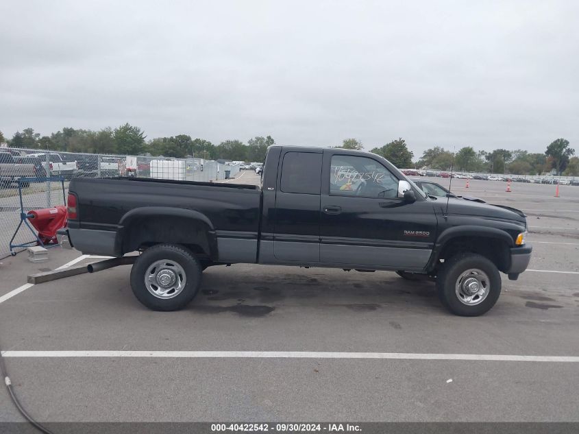 1999 Dodge Ram 2500 VIN: 3B7KF2368XG108956 Lot: 40422542