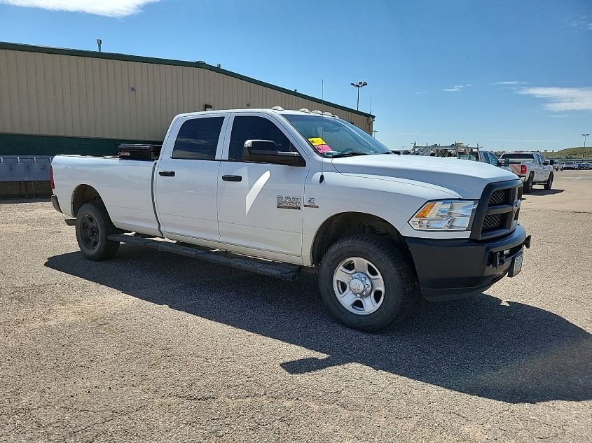 2018 Ram 2500 Tradesman 4X4 8' Box VIN: 3C6UR5HL8JG287501 Lot: 40422555