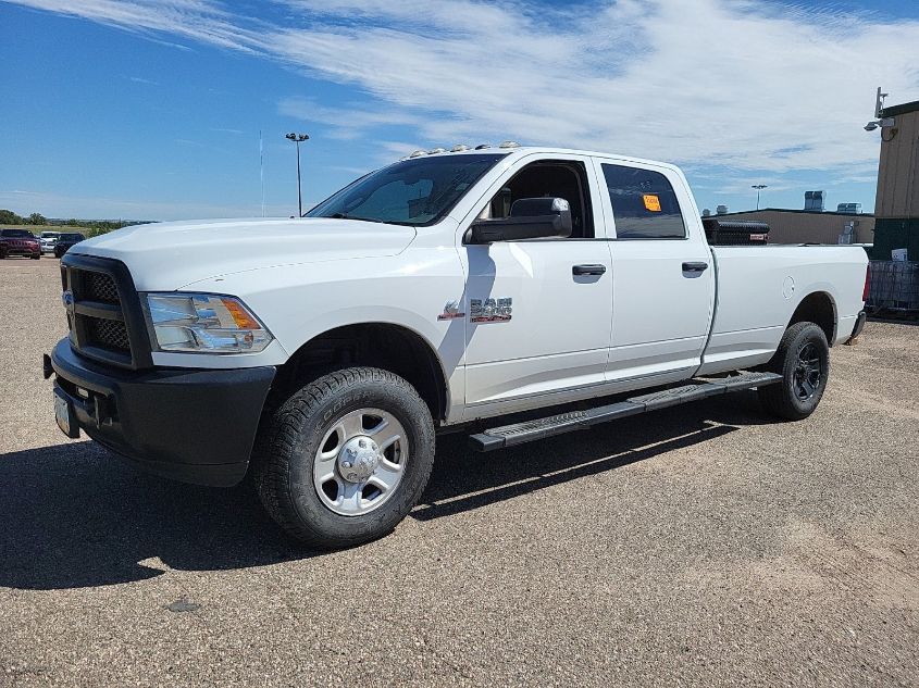 2018 Ram 2500 Tradesman 4X4 8' Box VIN: 3C6UR5HL8JG287501 Lot: 40422555