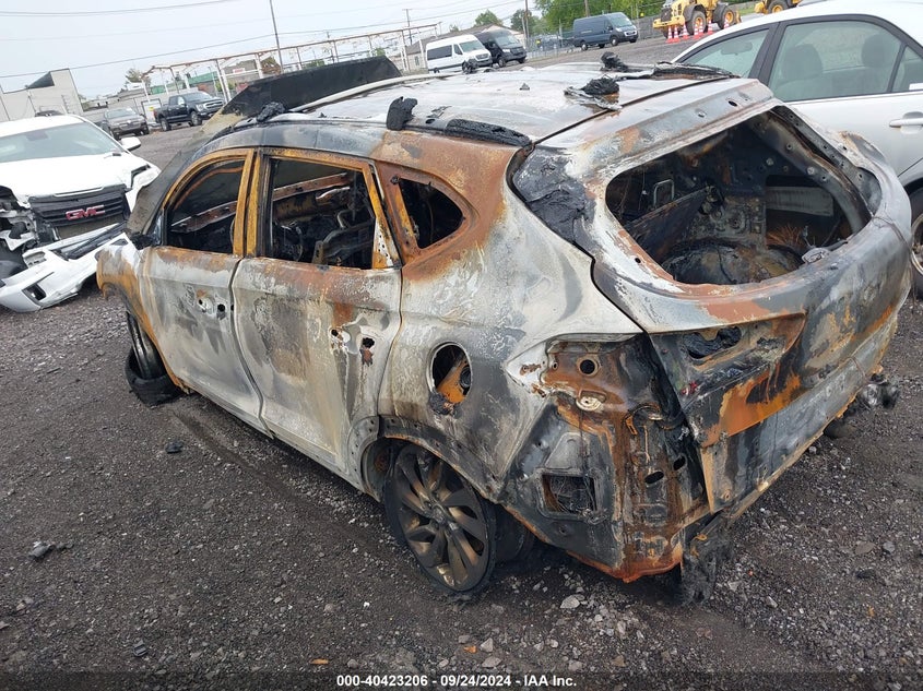 2017 HYUNDAI TUCSON SE - KM8J3CA41HU317624