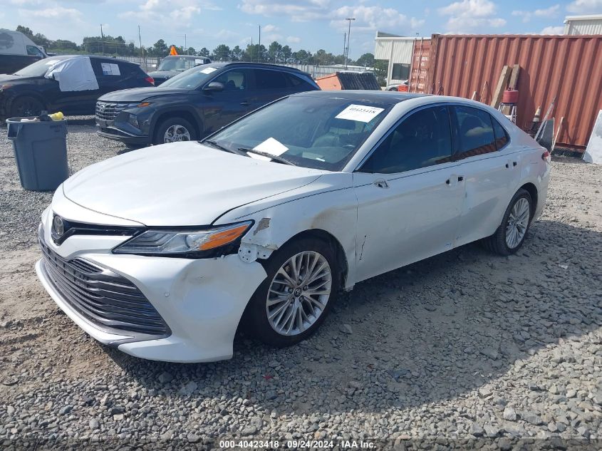 4T1B11HK4JU036782 2018 TOYOTA CAMRY - Image 2