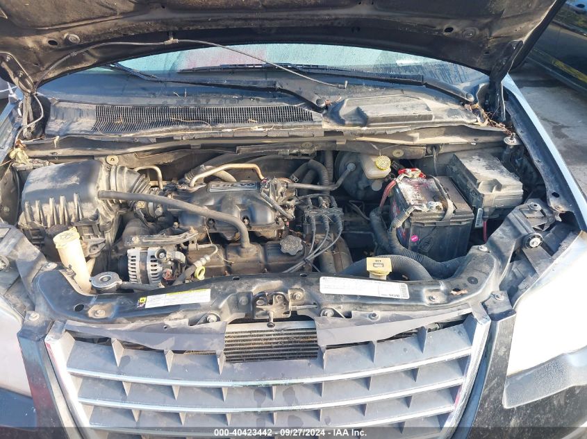 2A4RR5D19AR273811 2010 Chrysler Town & Country Touring